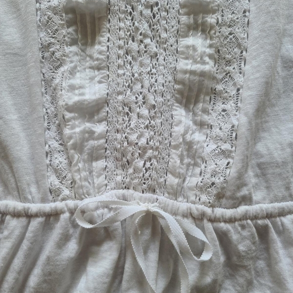 Aeropostale Original Brand Sleeveless Peplum With Ruffles on Sleeves White Small - Picture 3 of 5